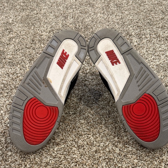 Air Jordan 3 black cement OG (2018) excellent condition - Picture 7 of 9